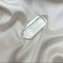 Clear Quartz Doubled Pointed Point